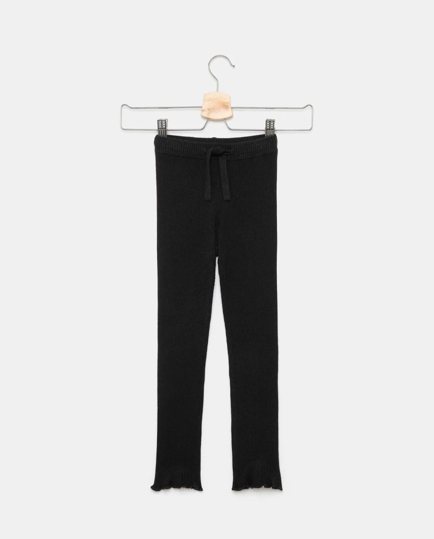 "Blukids Ribbed Knit Leggings for Children - Comfortable Girls' Stretch Pants"